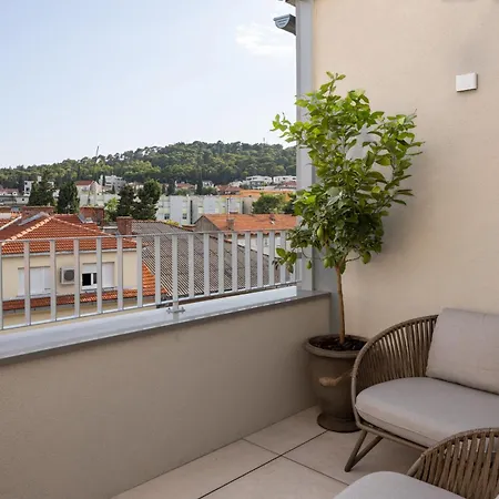 Rooftop Jacuzzi & View شقة
