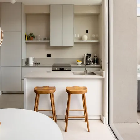 Apartman Rooftop Jacuzzi & View